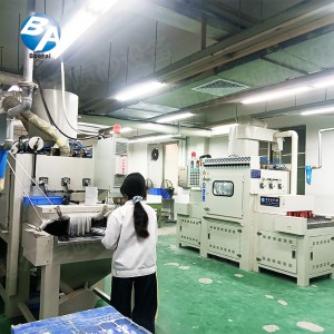 客戶案例——輸送式噴砂機